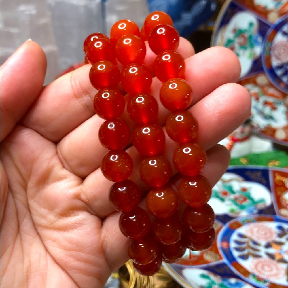 ♥️ 1 Carnelian Stretch Bracelet. ((The Passion Stone))